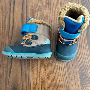 See Kai Run size 7 Winter Boots